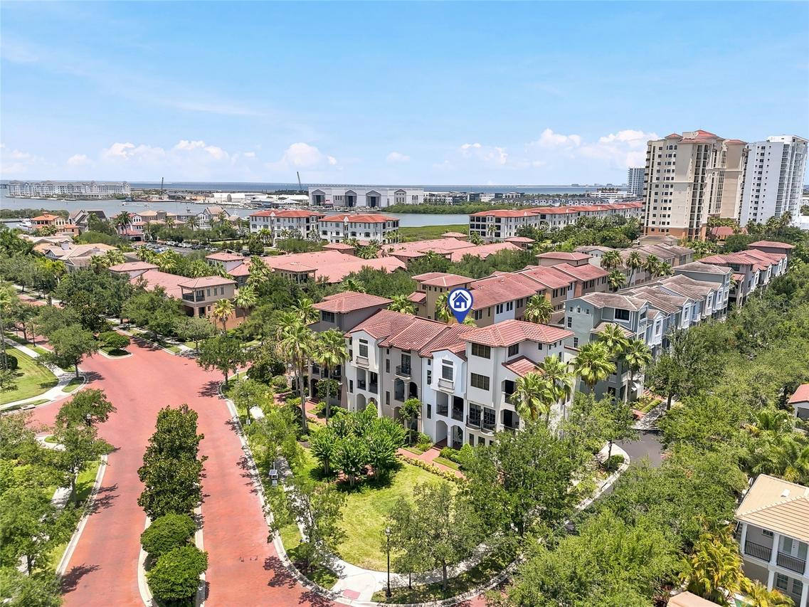 4815 Yacht Club Dr. #102, Tampa, FL 33616