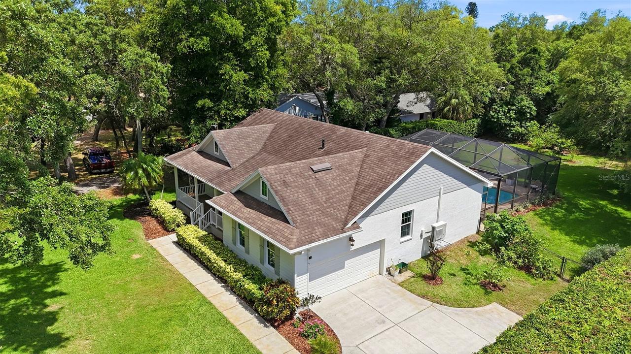 1709 Gulf Rd., Tarpon Springs, FL 34689