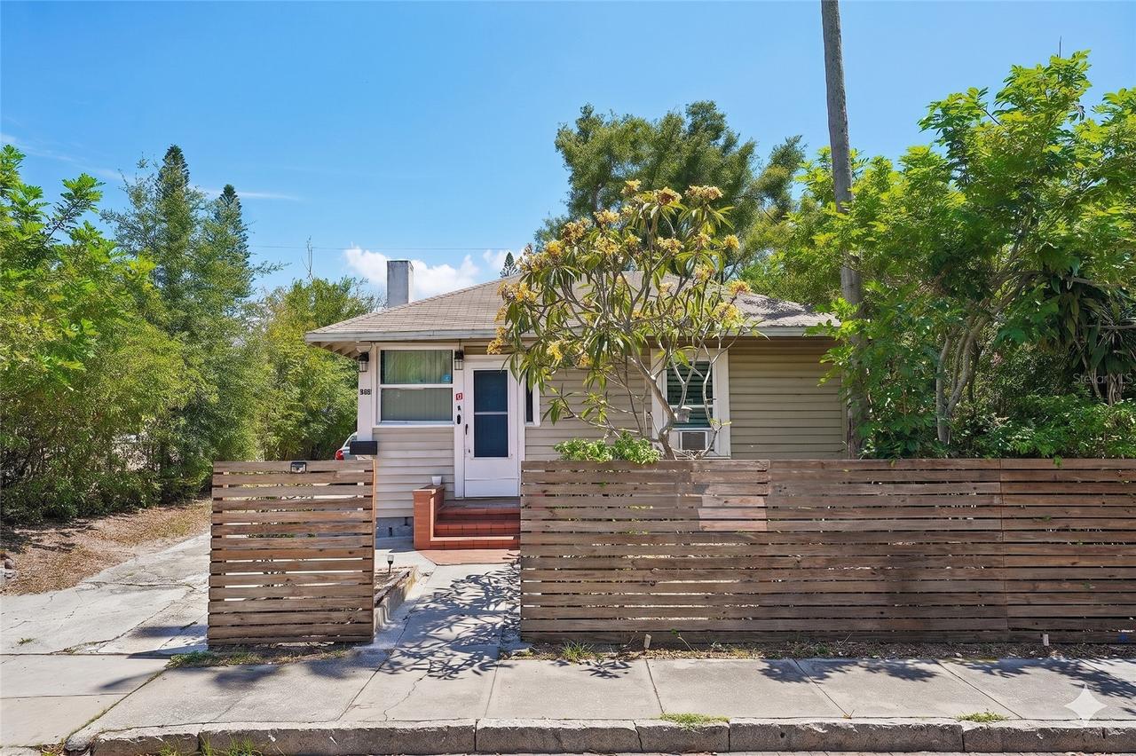 1028 8th Ave., St Petersburg, FL 33705
