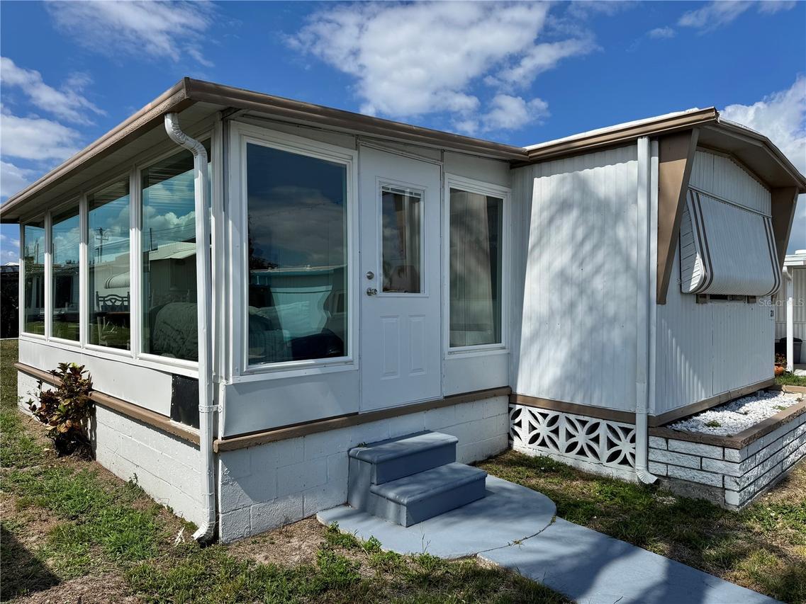 420 49th St. #20, Palmetto, FL 34221