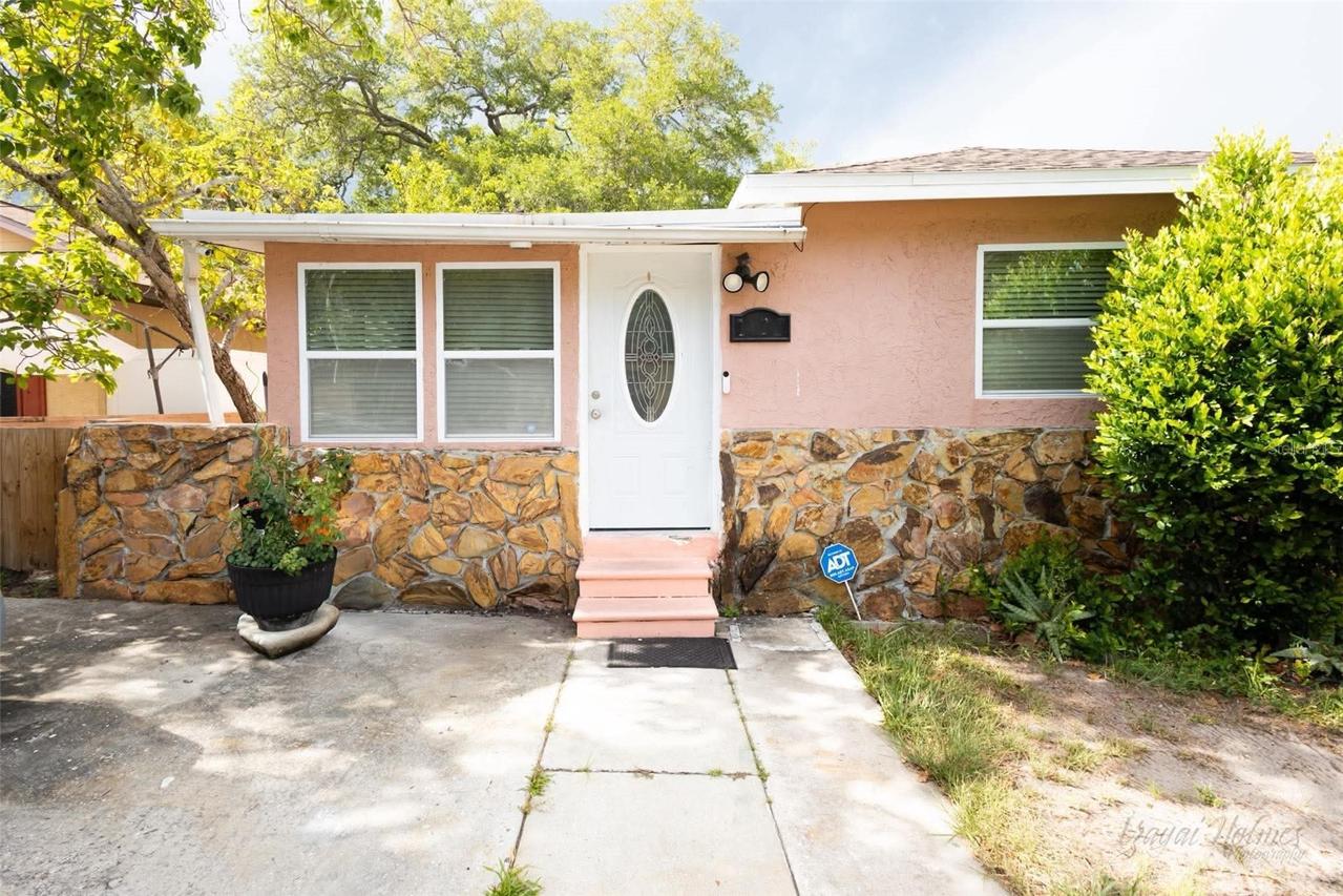 1132 Carlton St., Clearwater, FL 33755