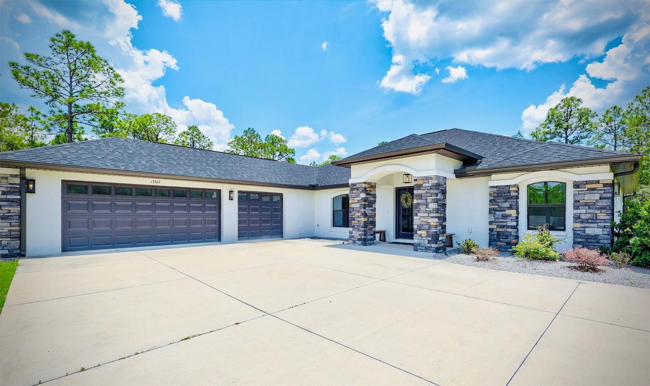13362 Downy Woodpecker Rd., Weeki Wachee, FL 34614