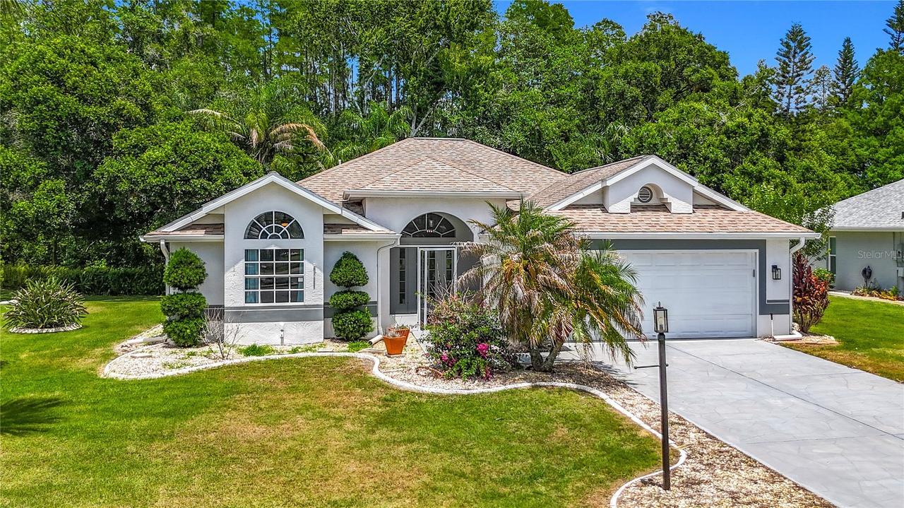1707 Tremont Ct., Sun City Center, FL 33573