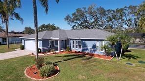1126 Shadowbrook Dr., Lakeland, FL 33813