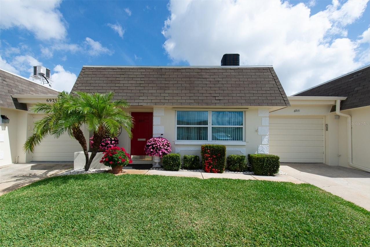 6915 Versailles, Pinellas Park, FL 33781