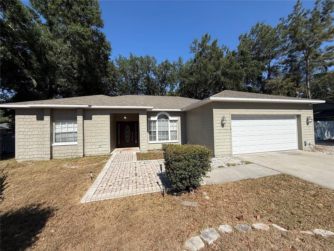 2212 Misty Ridge Ln., Valrico, FL 33594