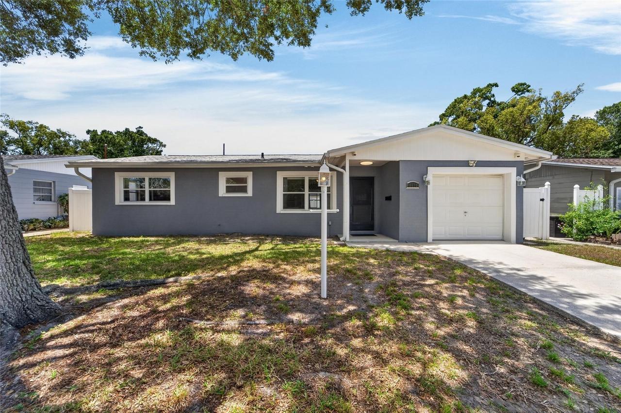6670 26th Way, St Petersburg, FL 33703