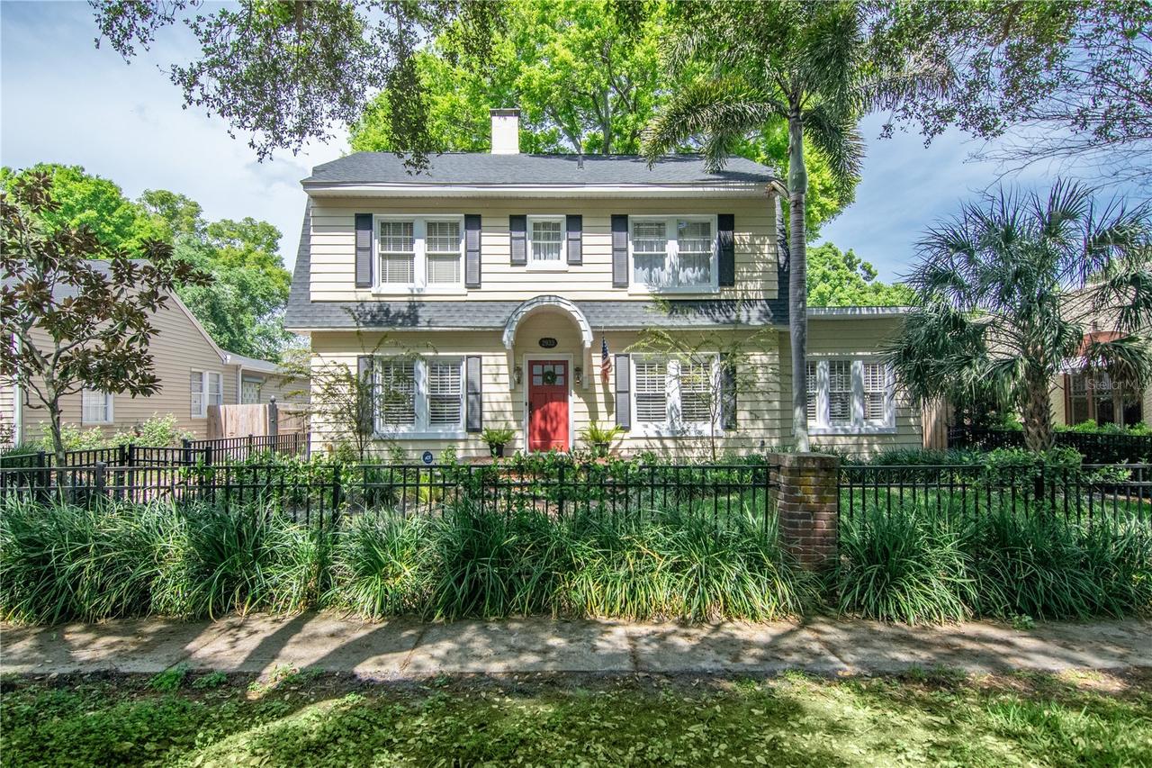 2933 W Wallcraft Ave., Tampa, FL 33611