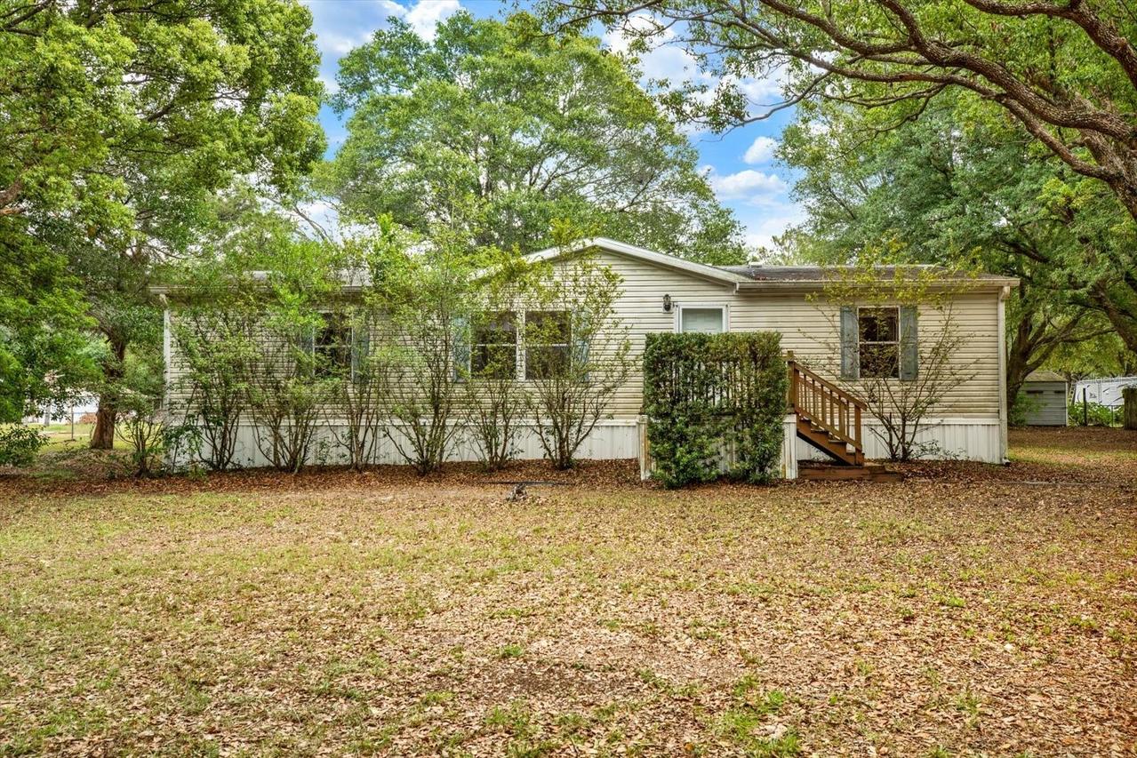3804 Pinto Ln., Zephyrhills, FL 33541