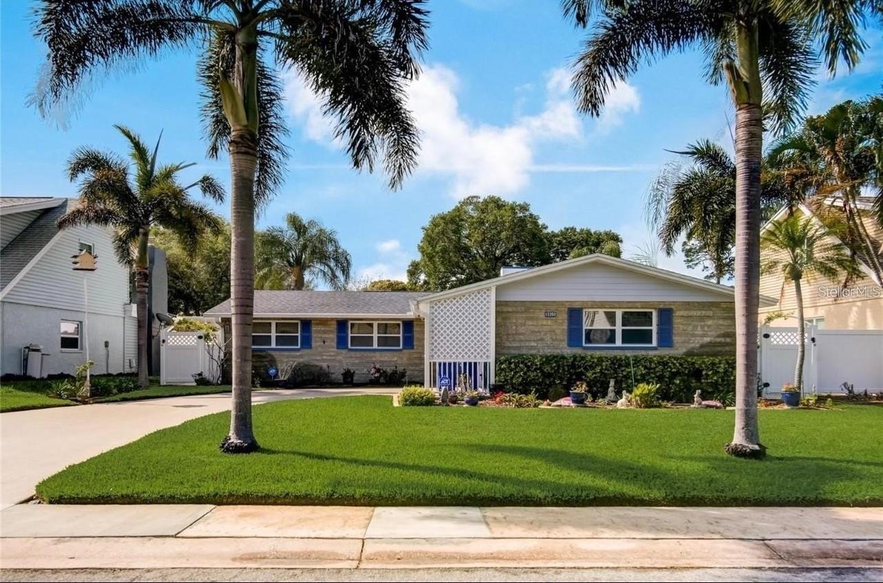 12352 83rd Ave., Seminole, FL 33772