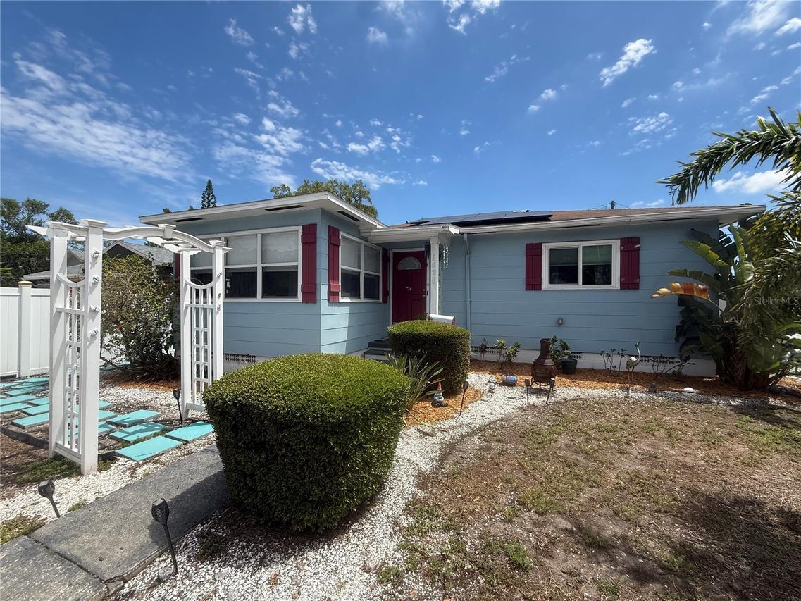 1428 38th Ave., St Petersburg, FL 33704