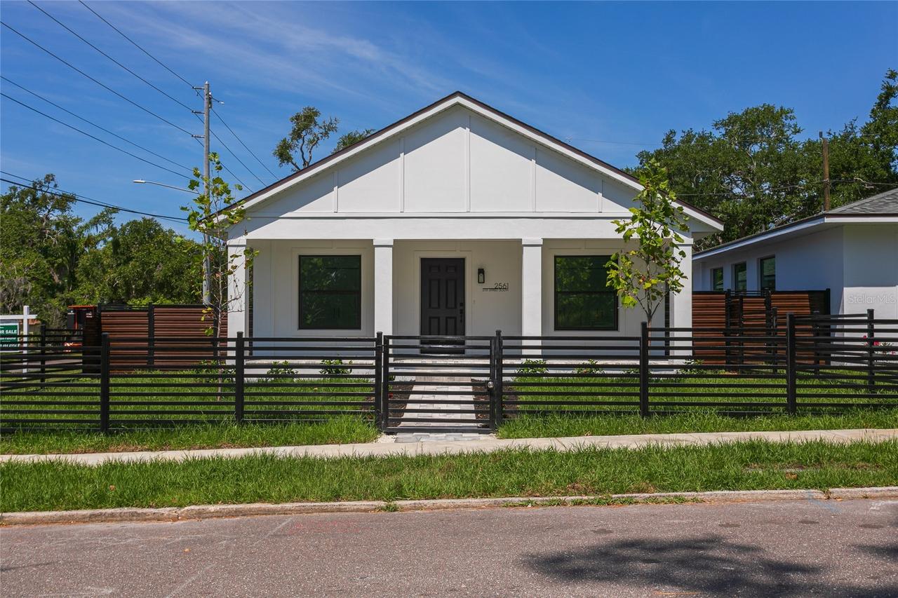 2561/2563 21st St., St Petersburg, FL 33712