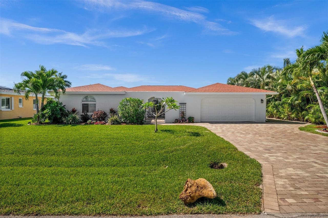 1432 Venetian Ct., Cape Coral, FL 33904