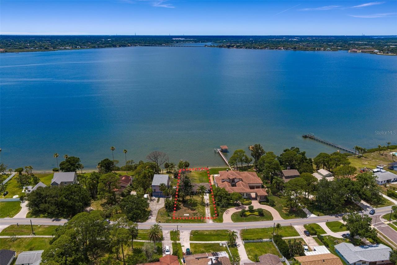506 Shore Dr., Oldsmar, FL 34677
