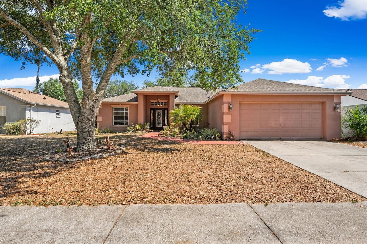 127 Winston Manor Cir., Seffner, FL 33584