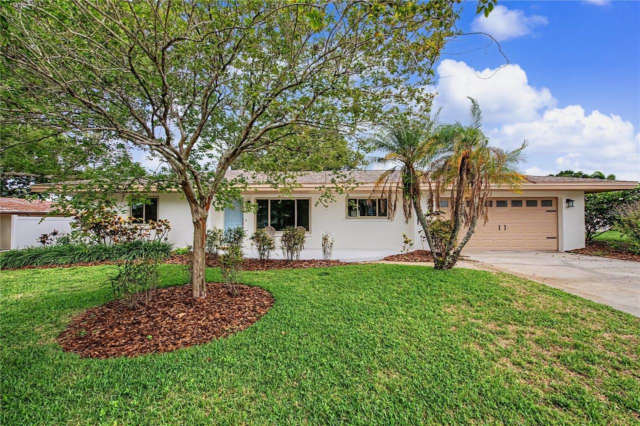 1100 Canterbury Rd., Clearwater, FL 33764