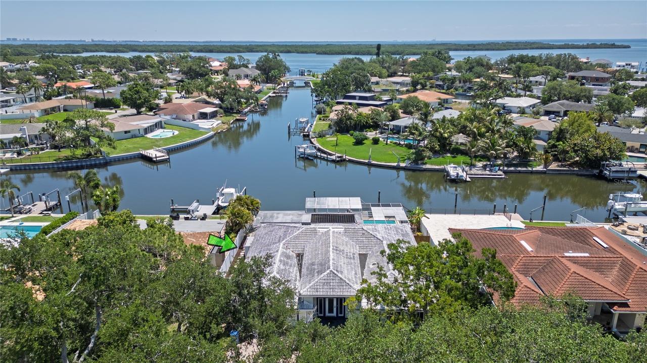 1880 Tanglewood Dr., St Petersburg, FL 33702