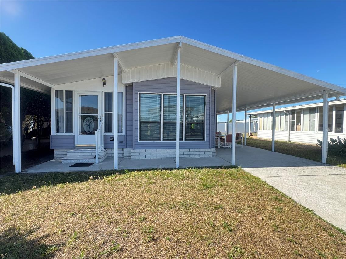 35220 Dodie Dr. #13, Zephyrhills, FL 33541