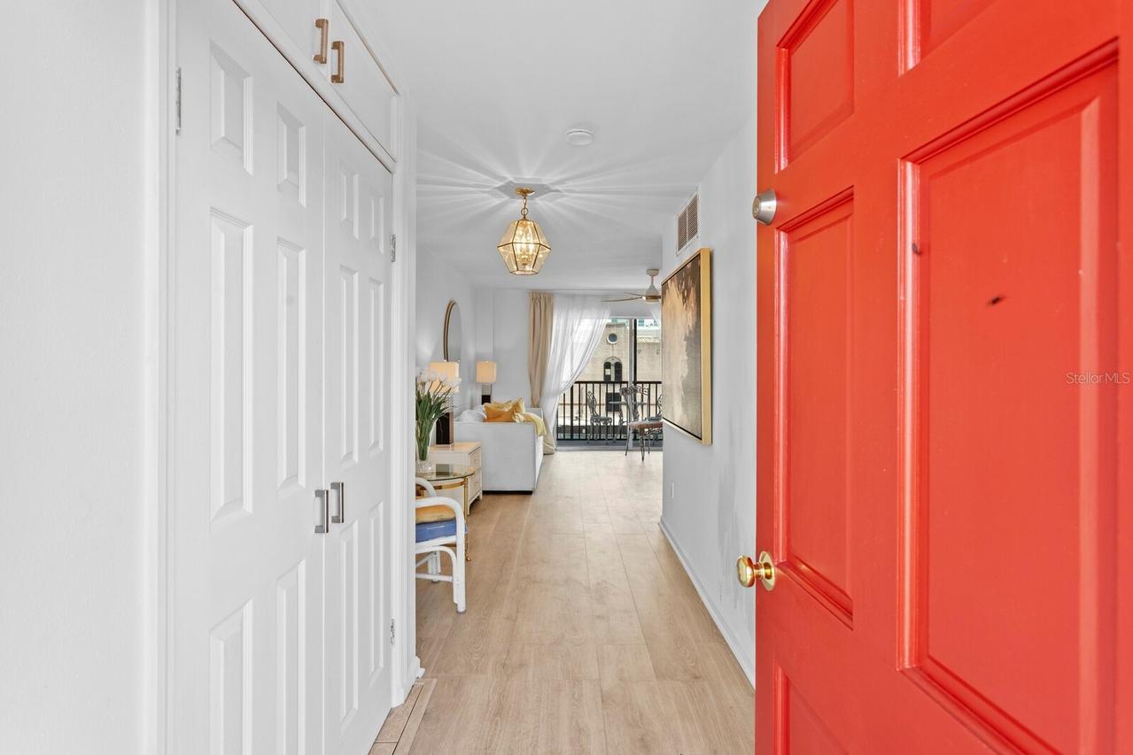 750 Burlington Ave. #3C, St Petersburg, FL 33701