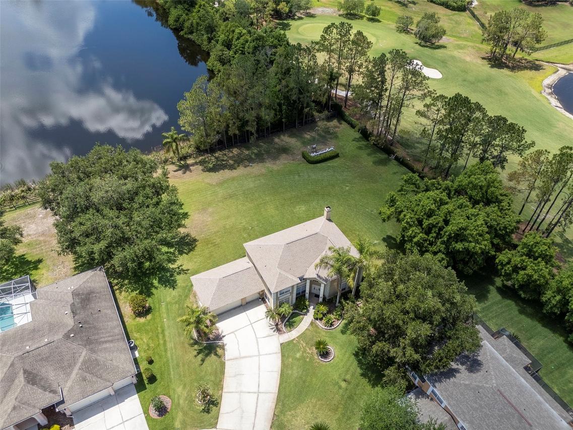 18511 Bittern Ave., Lutz, FL 33558