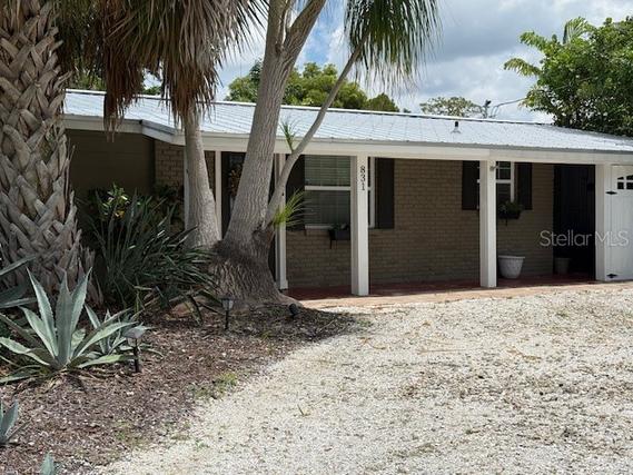 New Homes with In-ground Swimming Pools in Indian Beach Sapphire Shores: May 17th to May 23rd
