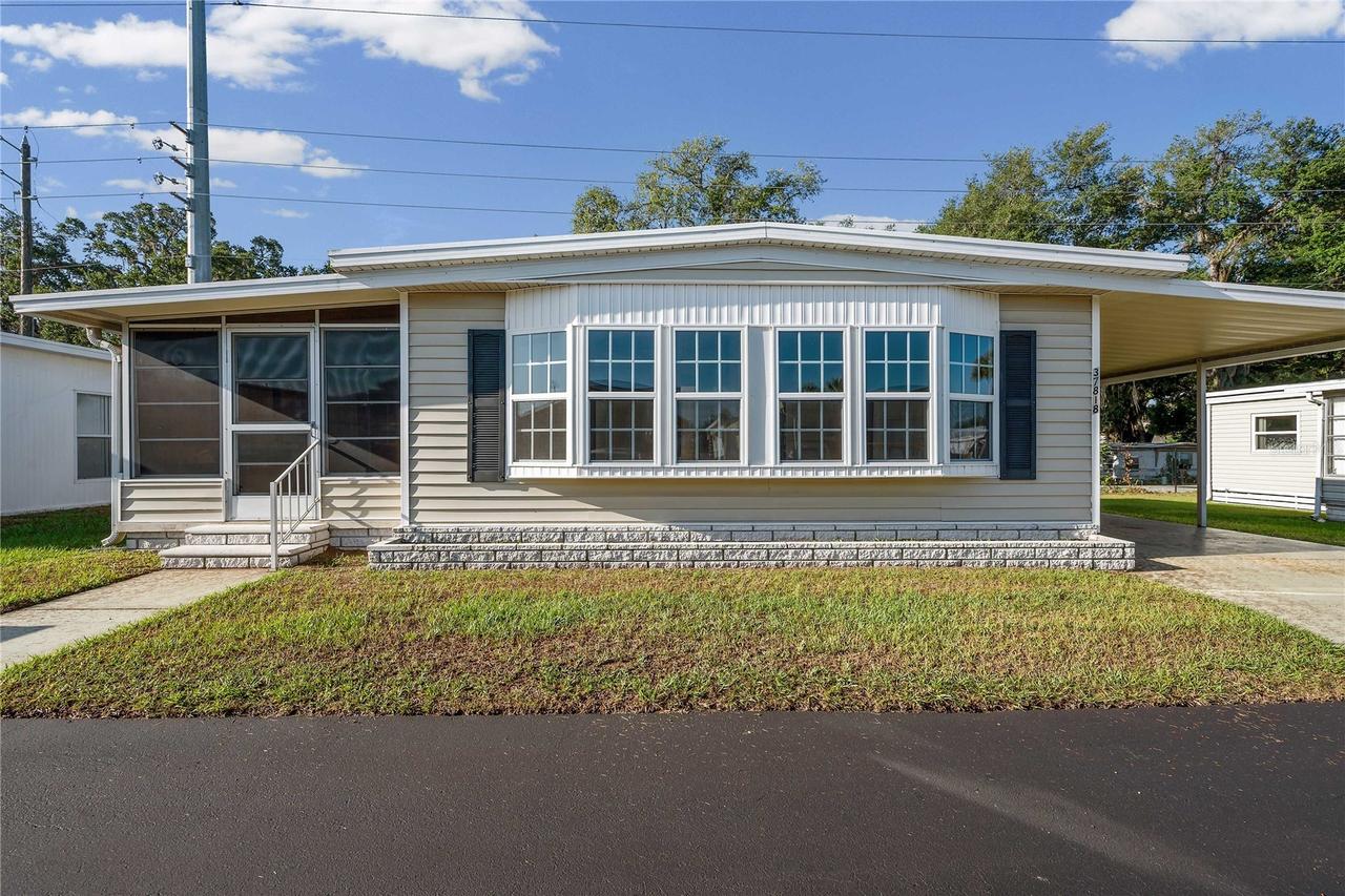 37818 Valencia Ave., Zephyrhills, FL 33541