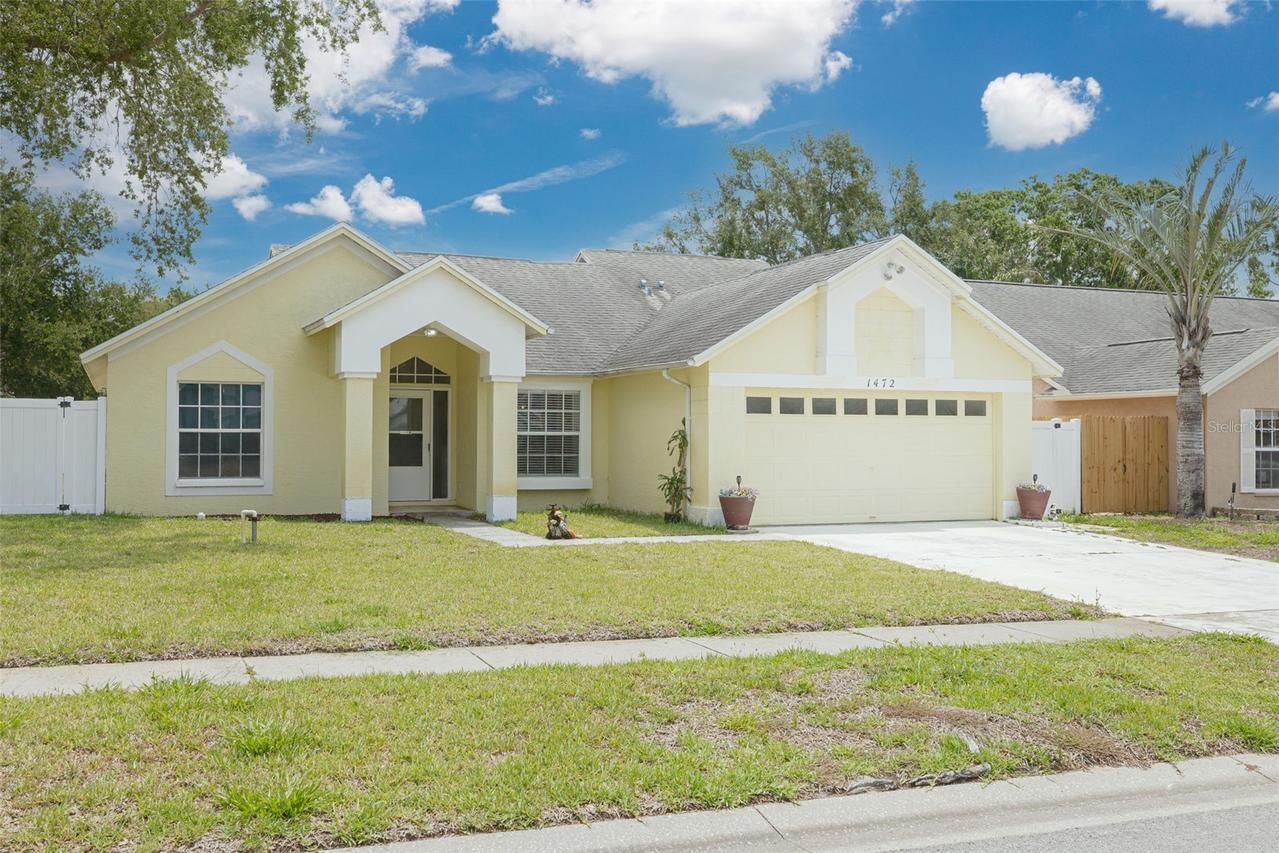 1472 Bay View St., Tarpon Springs, FL 34689