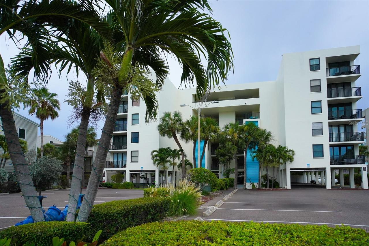 19931 Gulf Blvd. #D2, Indian Shores, FL 33785