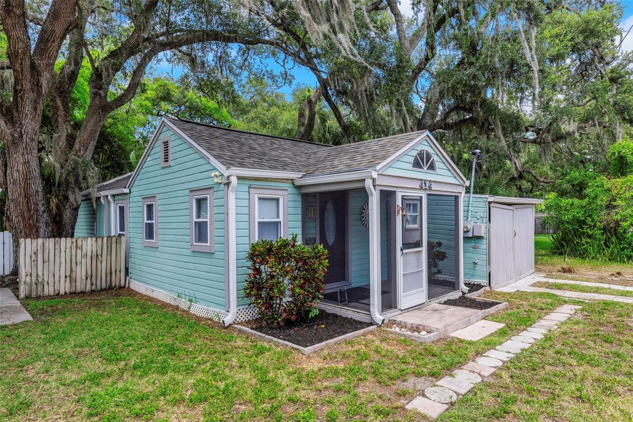 414 Tampa Rd., Palm Harbor, FL 34683