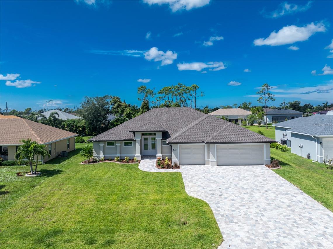 35 Broadmoor Ln., Rotonda West, FL 33947