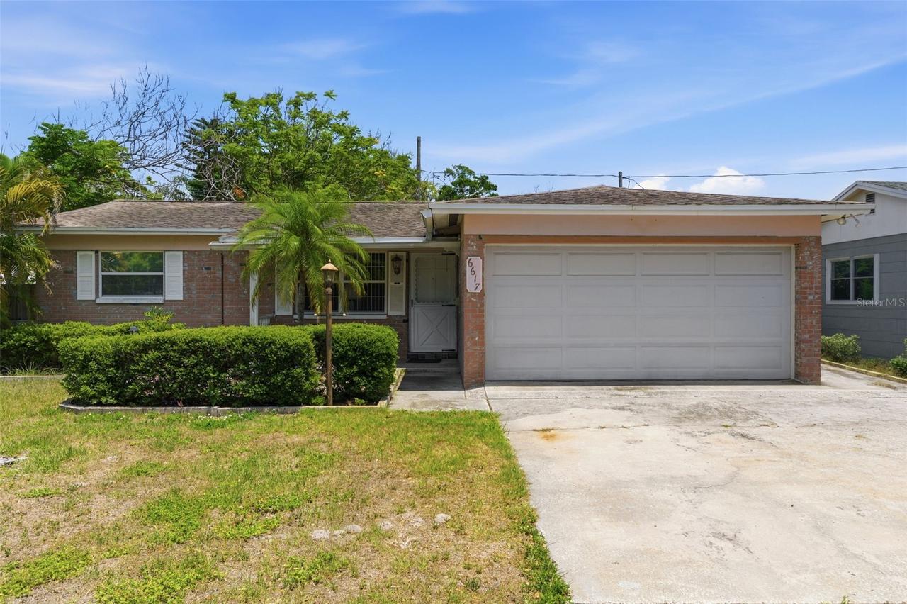 6617 27th Way, St Petersburg, FL 33702