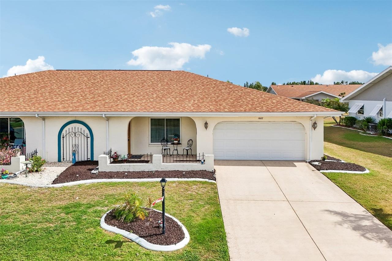 1607 Cloister Dr., Sun City Center, FL 33573
