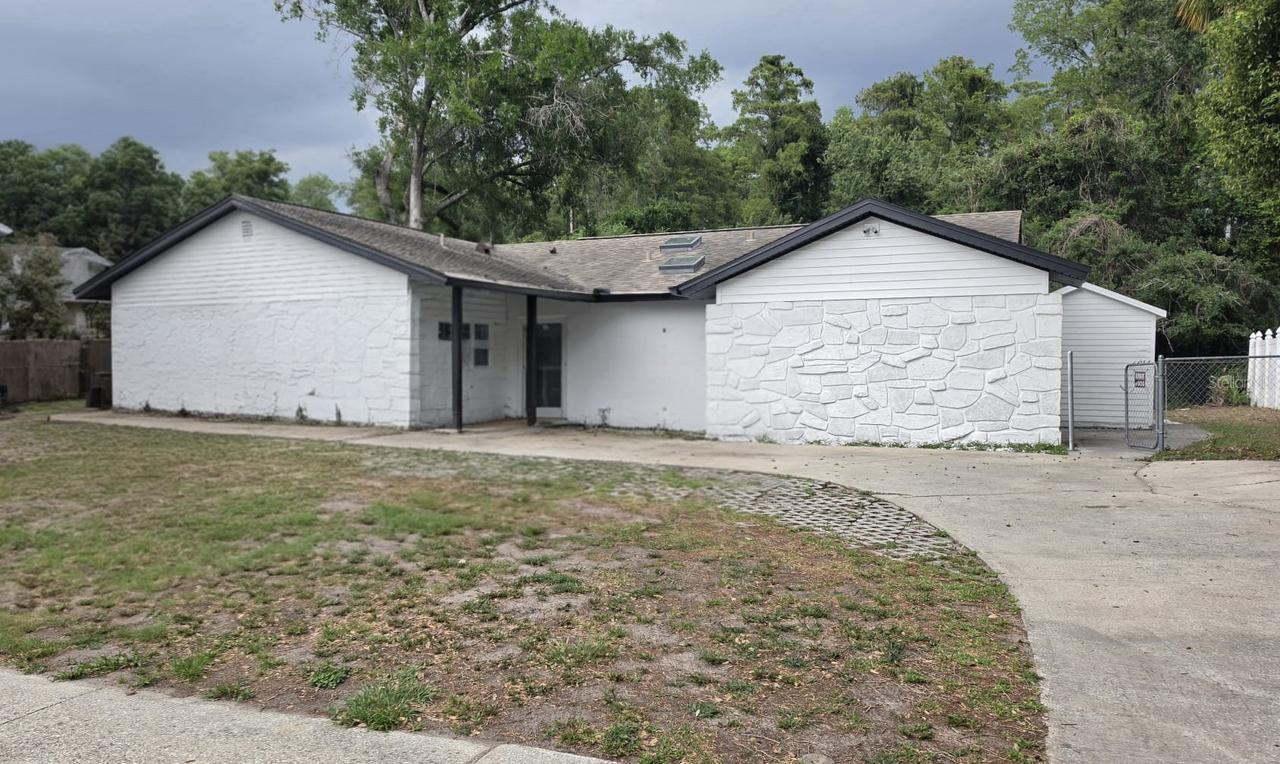 3129 W Paris St., Tampa, FL 33614