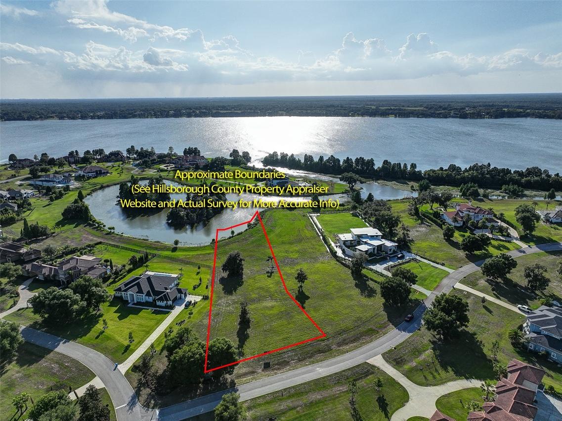 10702 Osprey Landing Way, Thonotosassa, FL 33592