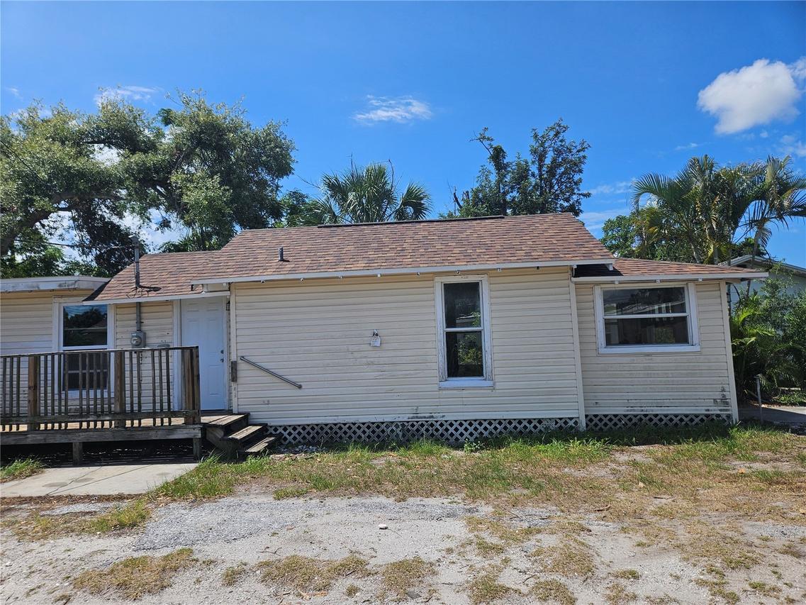 2220 20th St., St Petersburg, FL 33712