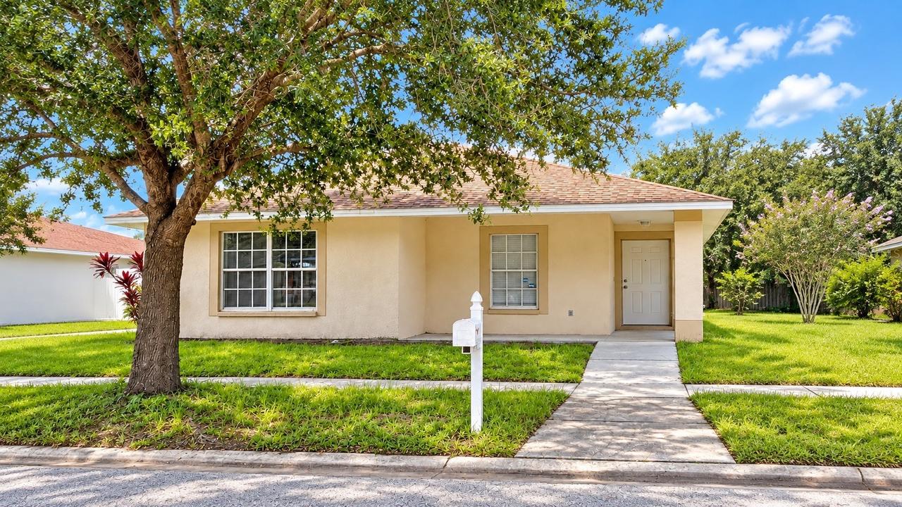 10328 Summerview Cir., Riverview, FL 33578
