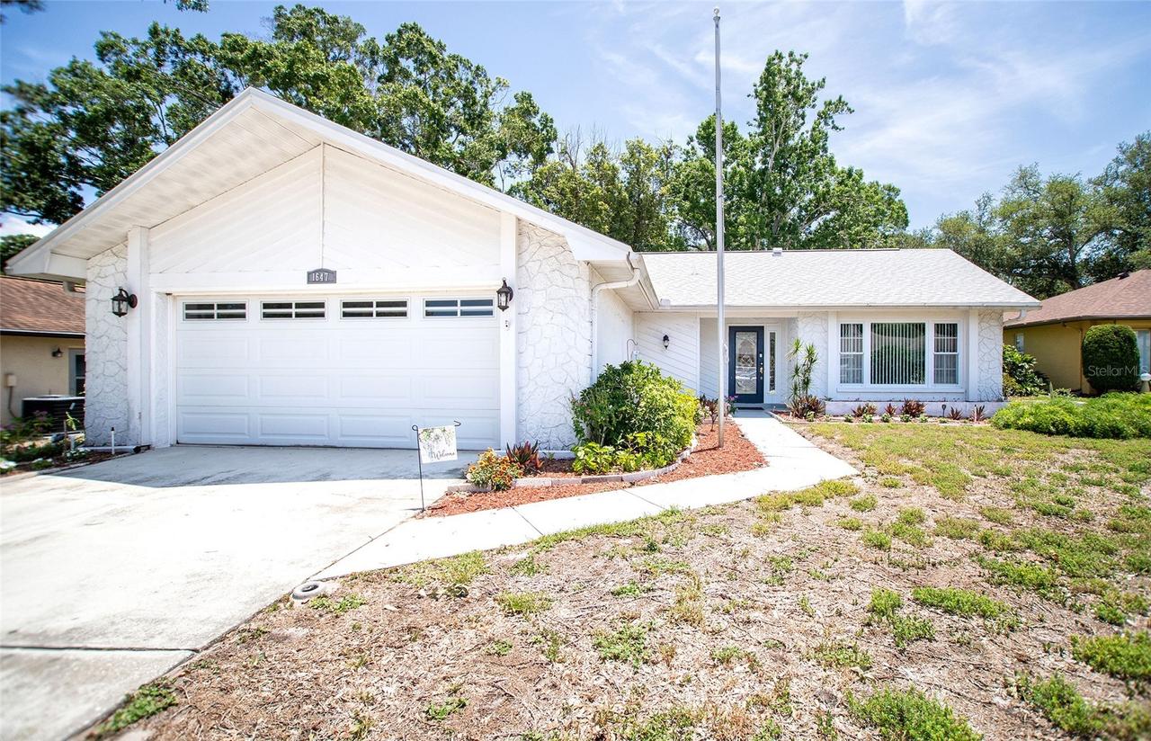 1647 Bentley Ct., Palm Harbor, FL 34684