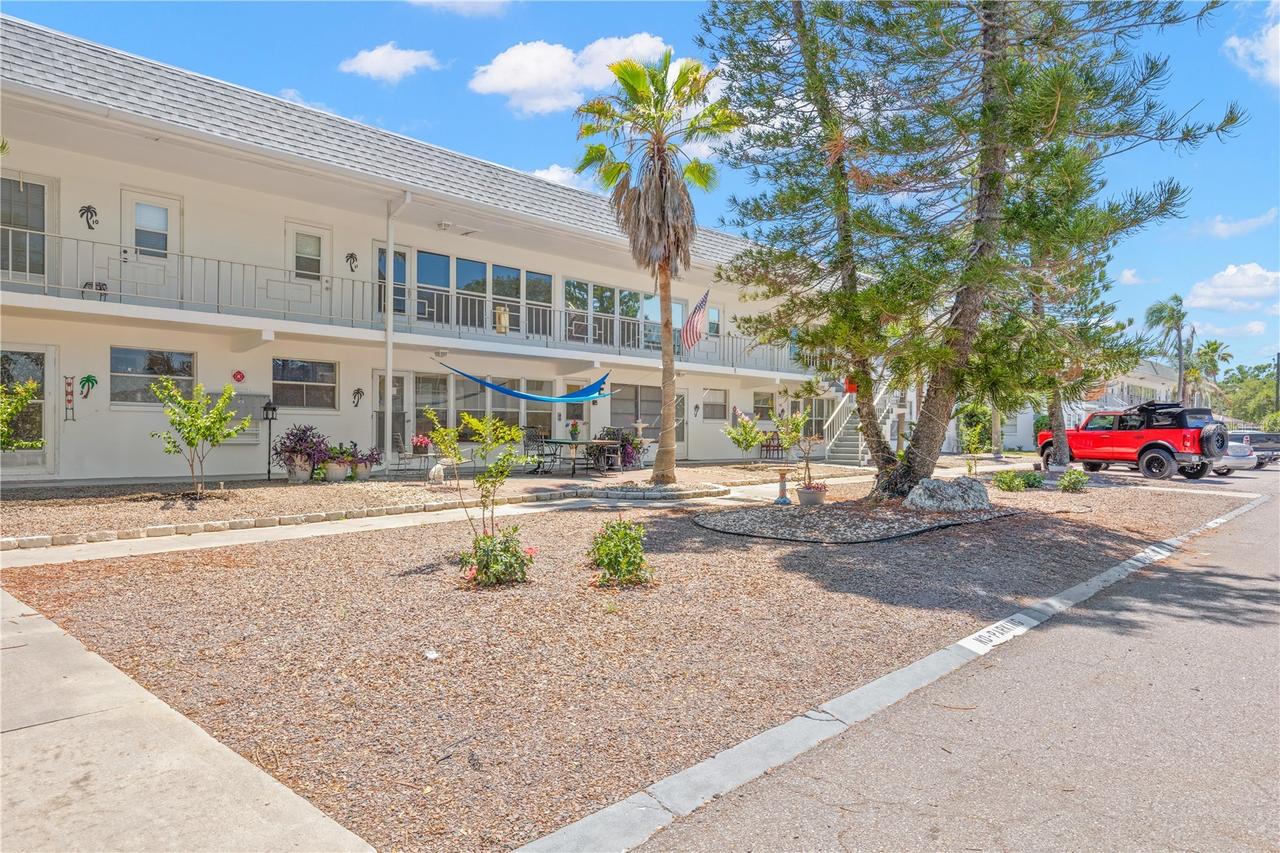 1221 Drew St. #E12, Clearwater, FL 33755