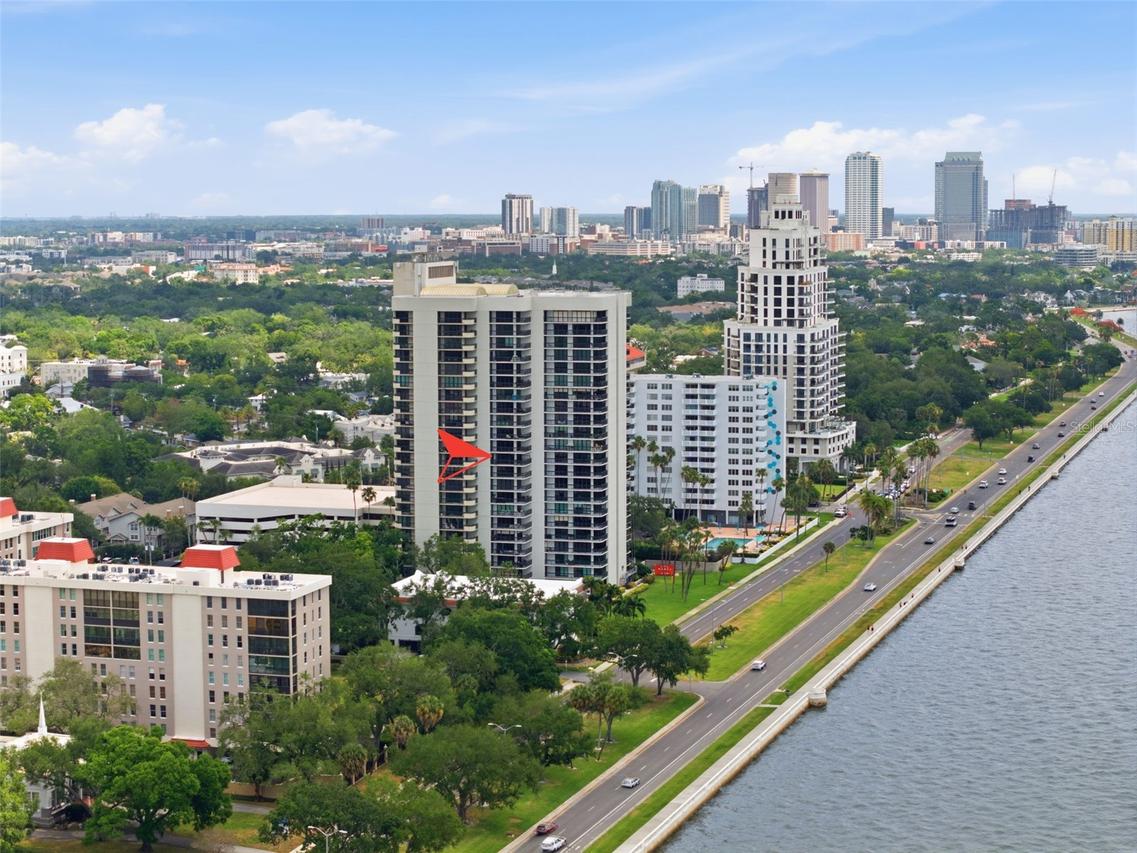 2413 Bayshore Blvd. #1004, Tampa, FL 33629