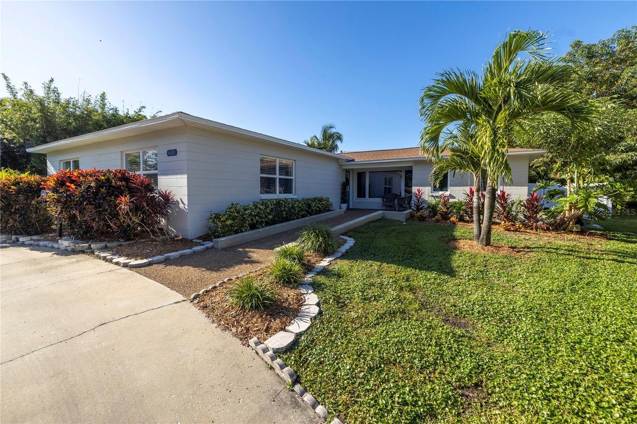 610 Cordova Blvd., St Petersburg, FL 33704