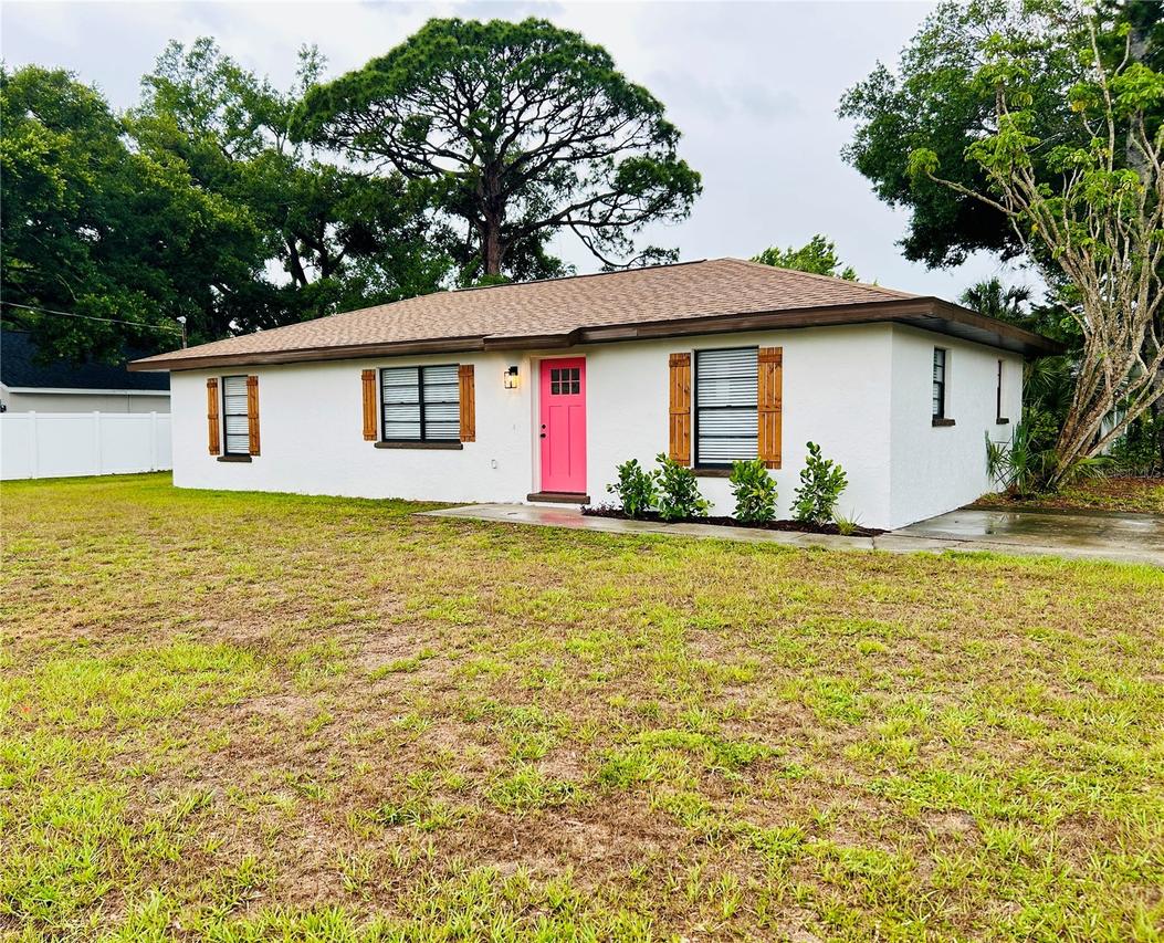 3805 11th Ave., Bradenton, FL 34205