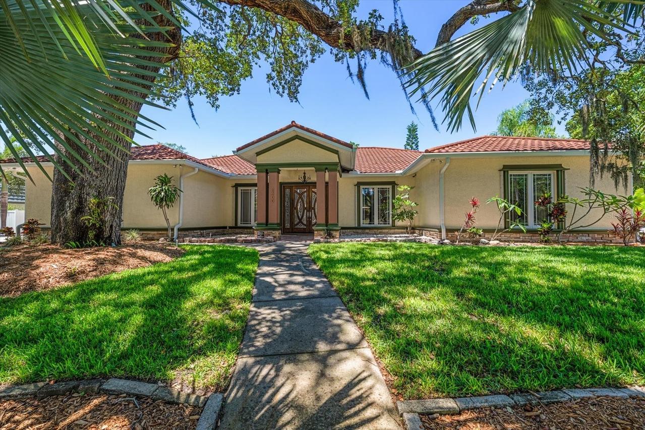 2400 Sherwood Ln., Clearwater, FL 33764