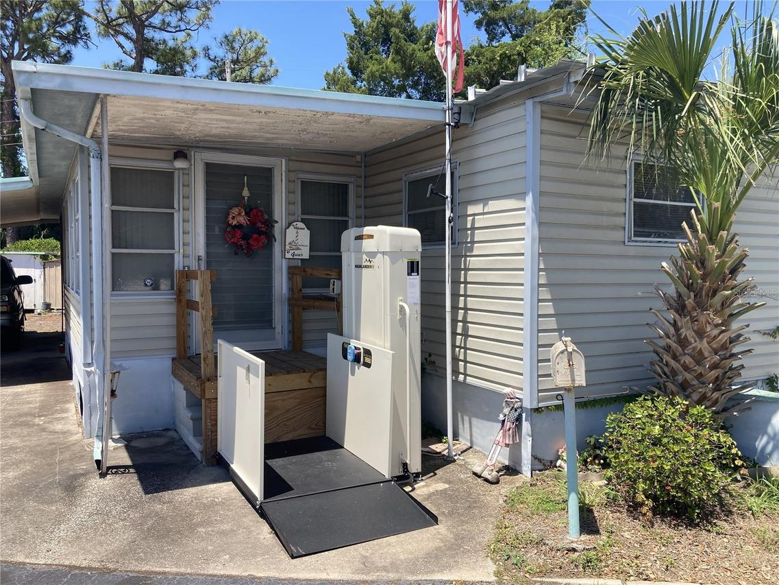 7801 34th Ave. #93, St Petersburg, FL 33710