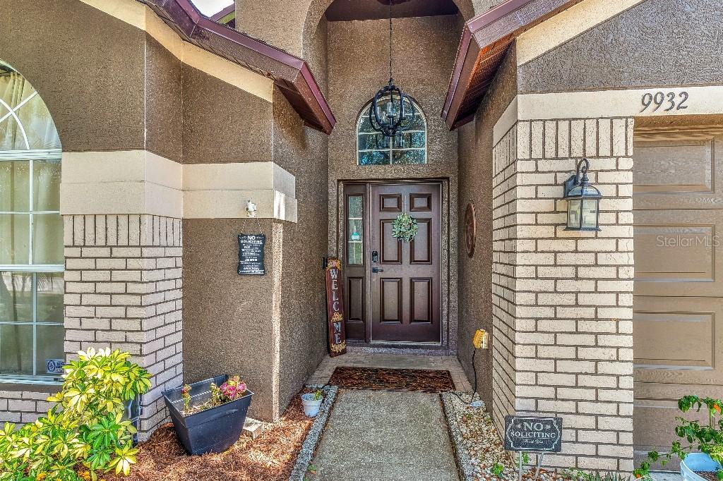 9932 Riverchase Dr., New Port Richey, FL 34655