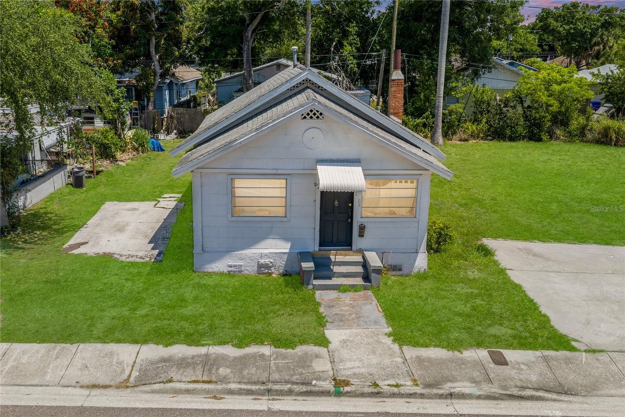2001 15th Ave., St Petersburg, FL 33712