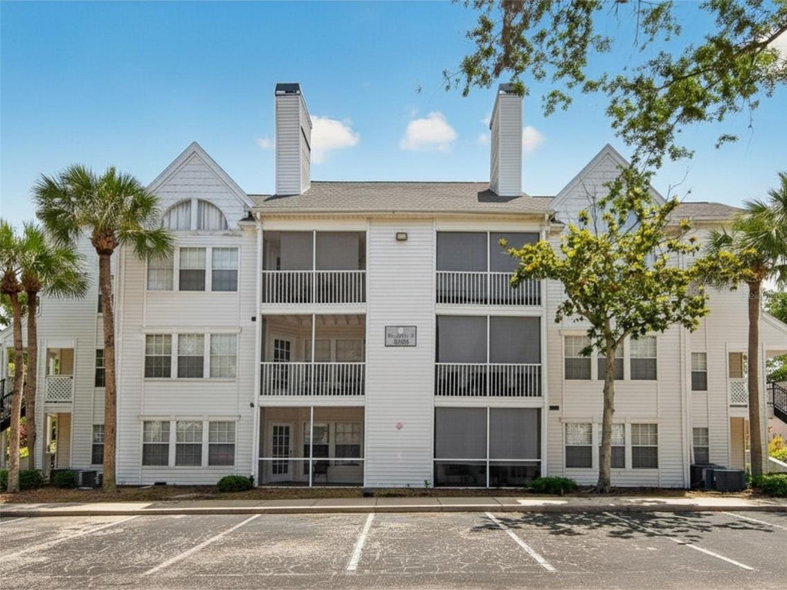 3305 Haviland Ct. #301, Palm Harbor, FL 34684