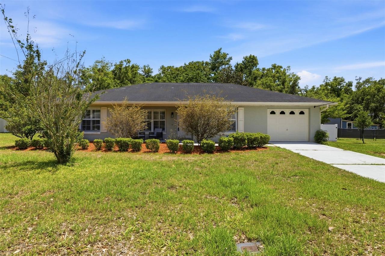 37744 Amelia Ave., Dade City, FL 33525