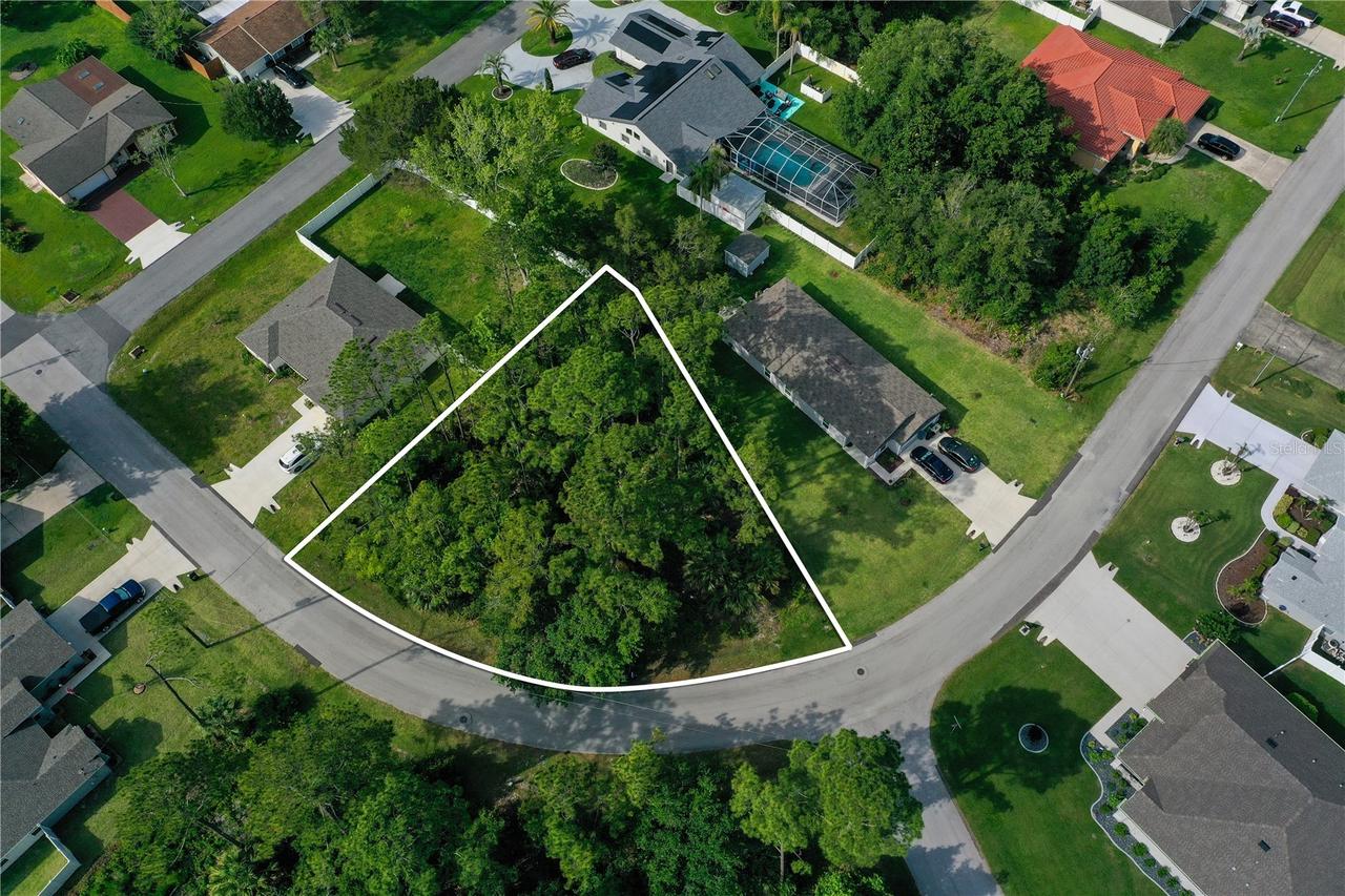 62 Persimmon Dr., Palm Coast, FL 32164