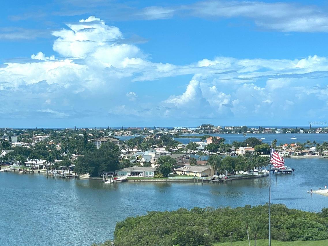 100 Bluff View Dr. #311A, Belleair Bluffs, FL 33770