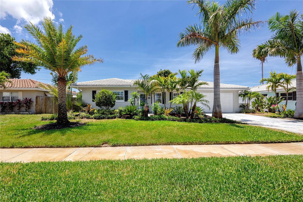 11124 60th Ave., Seminole, FL 33772